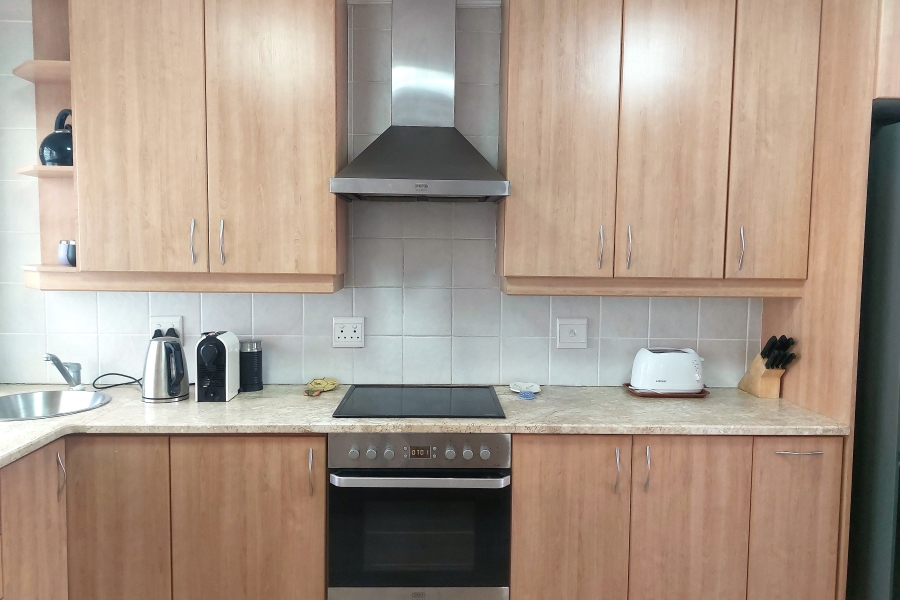 2 Bedroom Property for Sale in The Island Western Cape